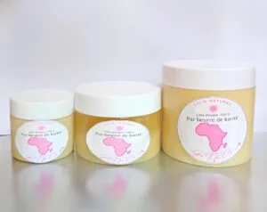 Soin naturel multi-usage, le pur beurre de karité brut non raffiné nourrit, répare et protège la peau et les cheveux au quotidien.