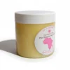 Pur beurre de karité brut non raffiné riche en vitamines et acides gras essentiels. Nourrit, protège et apaise la peau et les cheveux secs naturellement.