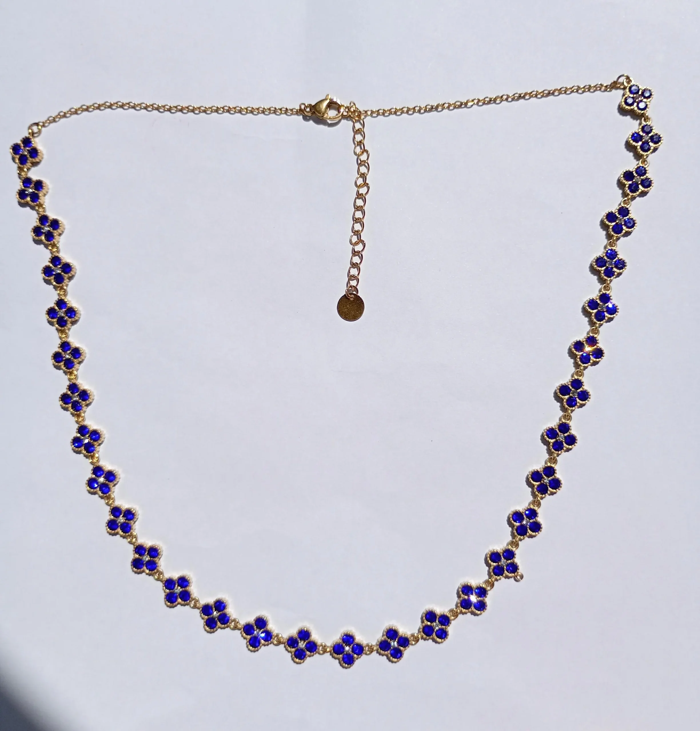 collier princesse bleu marine 2