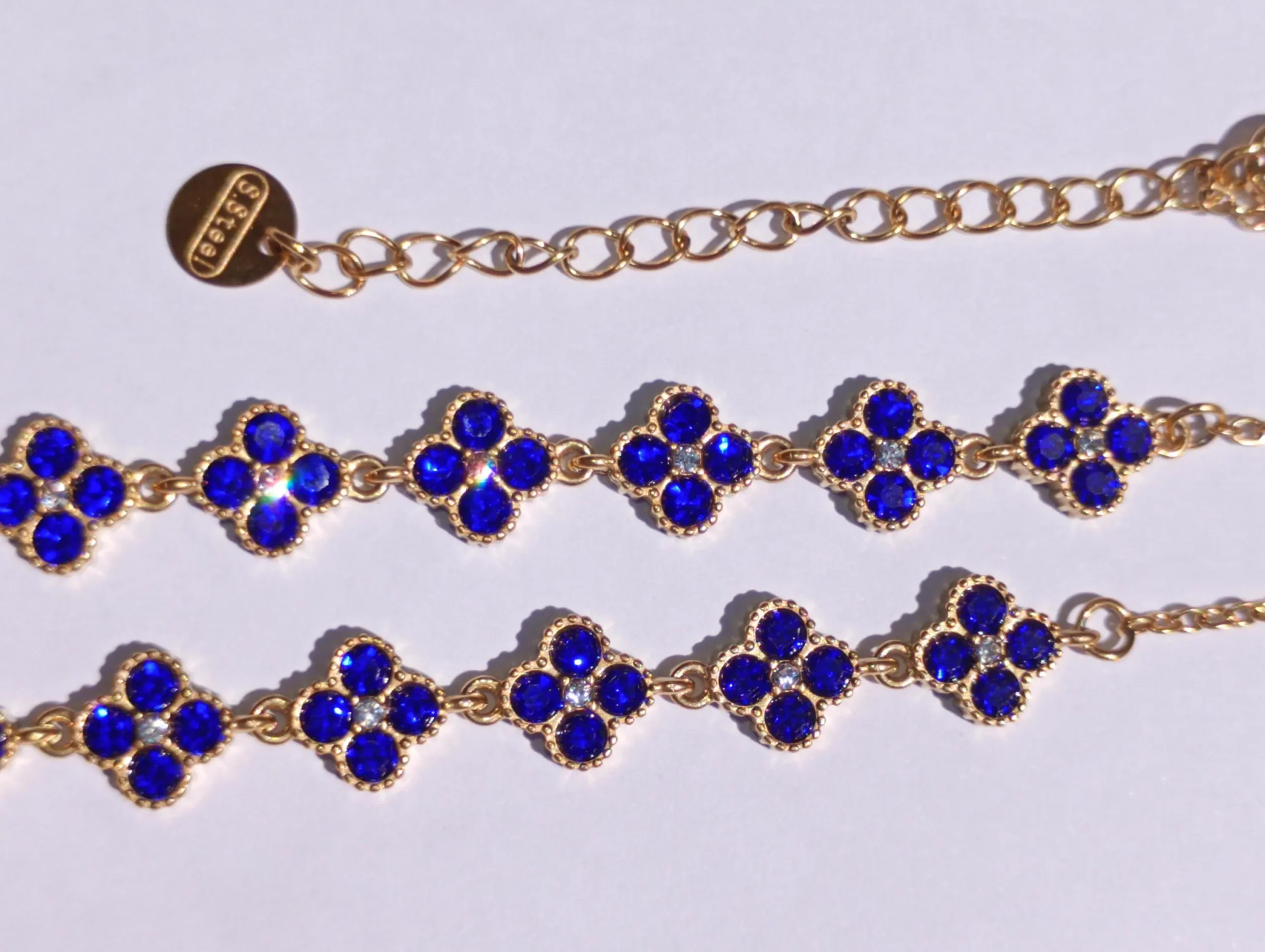 collier princesse bleu marine 3