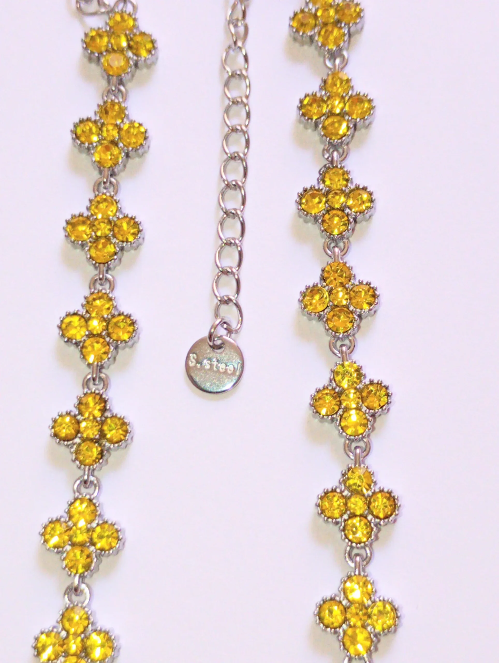 collier princesse jaune 2