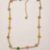 collier trèfle doré et strass multicolores 2