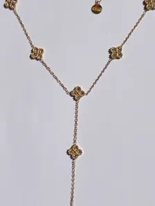 collier trèfles dorés 1