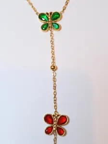 collier y papillons multicolores 6