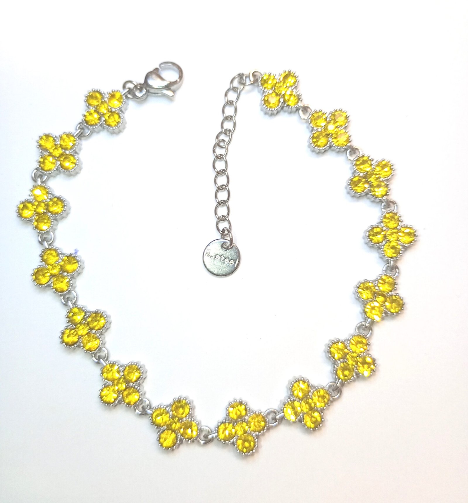 Funkelndes gelbes Kleeblatt-Armband